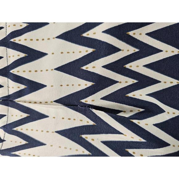 Speed Control Chevron Dress - Picture 6 of 14